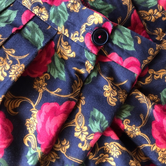 DIVERSITY midi flowy floral skirt in size 14P - Picture 9 of 9